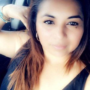 Meet your Posher, Isabel